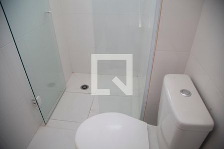 Banheiro 1 de apartamento para alugar com 2 quartos, 58m² em Jardim Anny, Guarulhos