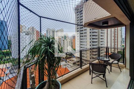 Apartamento à venda com 200m², 4 quartos e 3 vagasvaranda vista