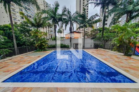 Apartamento à venda com 200m², 4 quartos e 3 vagasPiscina