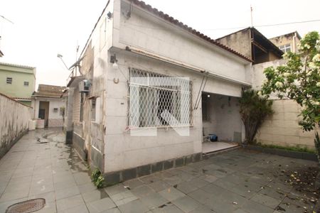 Casa à venda com 0m², 3 quartos e 3 vagasFachada