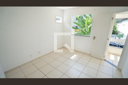 Quarto 1 de casa de condomínio à venda com 2 quartos, 85m² em Itaipu, Niterói