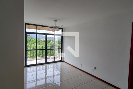 sala de casa para alugar com 2 quartos, 83m² em Pechincha, Rio de Janeiro