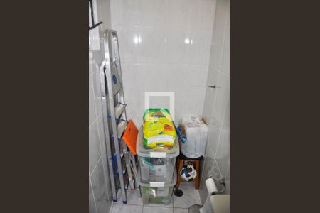 Casa à venda com 156m², 3 quartos e 2 vagasLavanderia /Tanque/Banheiro