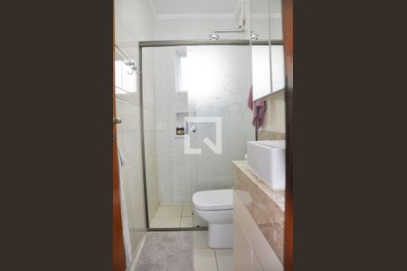 Casa à venda com 156m², 3 quartos e 2 vagasSuite/Banheiro/Box/Chuveiro Gás/Armário/Vaso