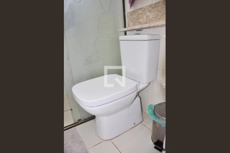 Casa à venda com 156m², 3 quartos e 2 vagasSuite/Banheiro/Box/Chuveiro Gás/Armário/Vaso