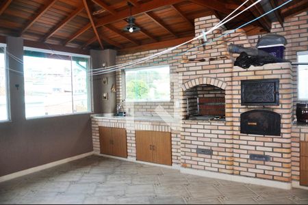 Casa à venda com 156m², 3 quartos e 2 vagasChurrasqueira/Forno