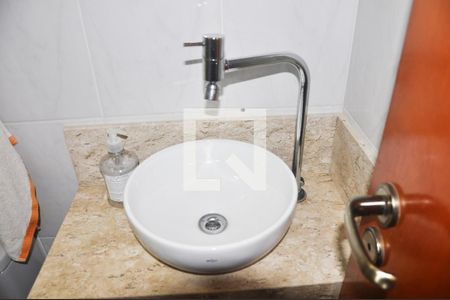 Casa à venda com 156m², 3 quartos e 2 vagasLavanderia /Tanque/Banheiro