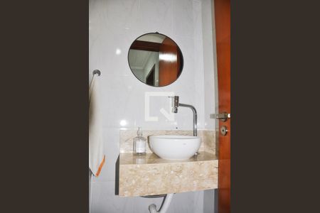 Casa à venda com 156m², 3 quartos e 2 vagasLavanderia /Tanque/Banheiro