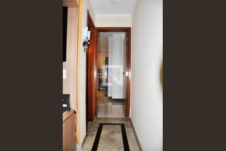 Corredor para Cozinha / banheiro de casa à venda com 3 quartos, 140m² em Vila Ester (zona Norte), São Paulo