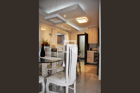 Casa à venda com 156m², 3 quartos e 2 vagasSala de Jantar