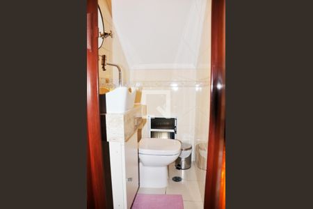 Banheiro de casa à venda com 3 quartos, 140m² em Vila Ester (zona Norte), São Paulo