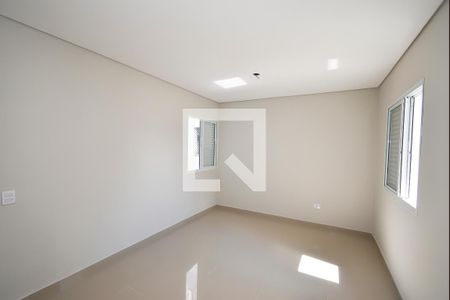 Casa à venda com 115m², 3 quartos e 2 vagasSuíte