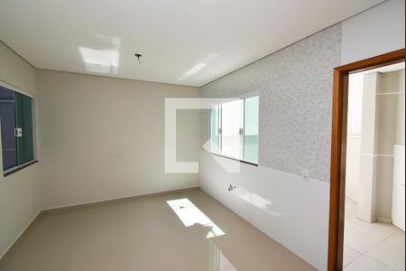 Casa à venda com 115m², 3 quartos e 2 vagasCozinha 