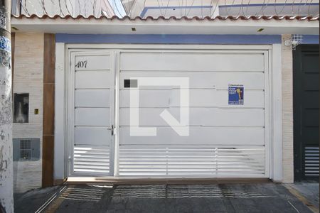 Casa à venda com 115m², 3 quartos e 2 vagasFachada