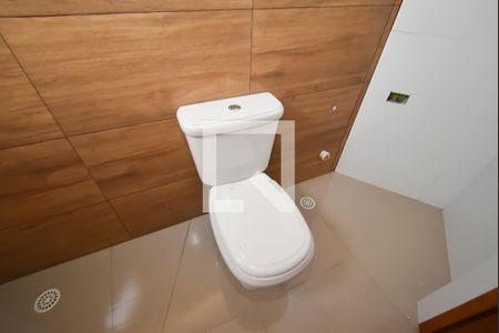 Casa à venda com 115m², 3 quartos e 2 vagasBanheiro da Suíte