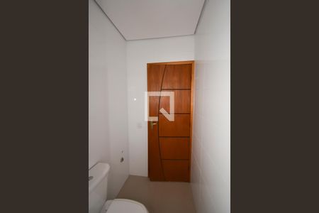 Casa à venda com 115m², 3 quartos e 2 vagasBanheiro Corredor