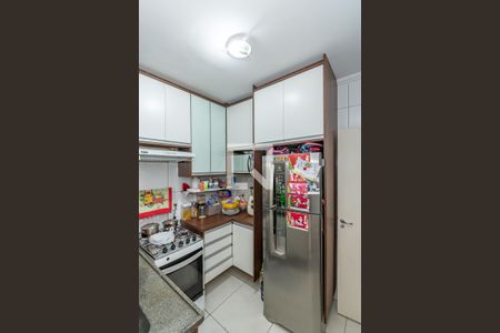 Casa de condomínio para alugar com 112m², 3 quartos e 2 vagasCozinha 