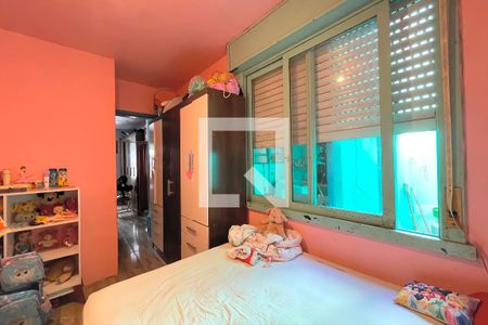 Quarto 2 de casa à venda com 2 quartos, 60m² em Jardim Dona Leopoldina, Porto Alegre