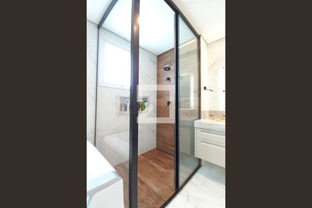 Apartamento à venda com 256m², 3 quartos e 4 vagasDetalhe do Banheiro da Suite 3