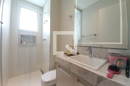 Apartamento à venda com 256m², 3 quartos e 4 vagasBanheiro da Suíte 2