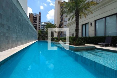 Apartamento à venda com 256m², 3 quartos e 4 vagasÁrea comum - Piscina
