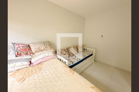 Casa de condomínio para alugar com 120m², 4 quartos e 2 vagasQuarto