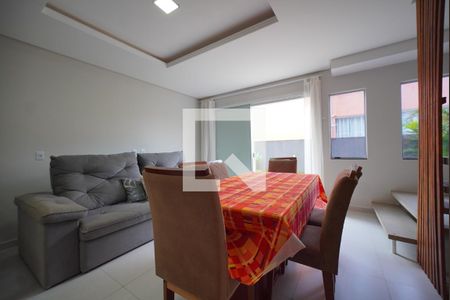Sala de casa para alugar com 4 quartos, 120m² em Ingleses do Rio Vermelho, Florianópolis