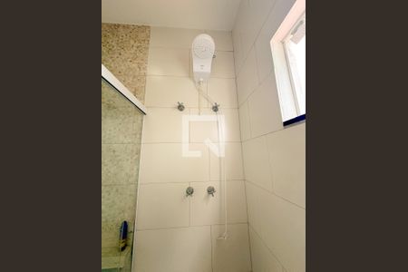 Casa de condomínio para alugar com 120m², 4 quartos e 2 vagasBanheiro da Suíte 1