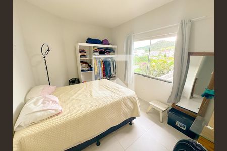 Casa de condomínio para alugar com 120m², 4 quartos e 2 vagasSuite 2