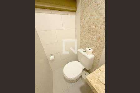 Casa de condomínio para alugar com 120m², 4 quartos e 2 vagasLavabo