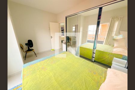 Casa de condomínio para alugar com 120m², 4 quartos e 2 vagasv