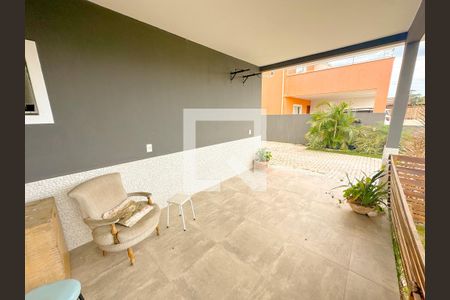 Casa de condomínio para alugar com 120m², 4 quartos e 2 vagasGaragem