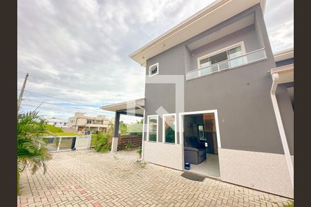 Casa de condomínio para alugar com 120m², 4 quartos e 2 vagasFachada do bloco