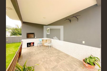 Casa de condomínio para alugar com 120m², 4 quartos e 2 vagasGaragem