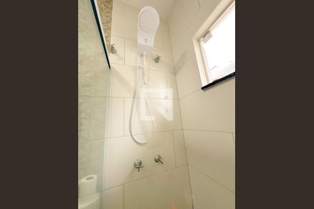 Casa de condomínio para alugar com 120m², 4 quartos e 2 vagasBanheiro da Suíte 3