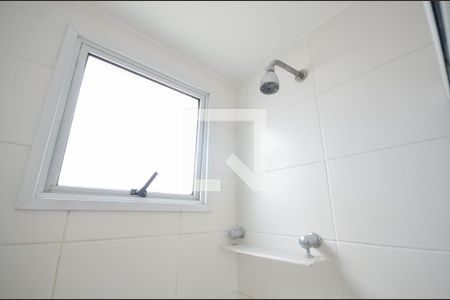 Banheiro de apartamento para alugar com 2 quartos, 50m² em São Cristóvão, Rio de Janeiro
