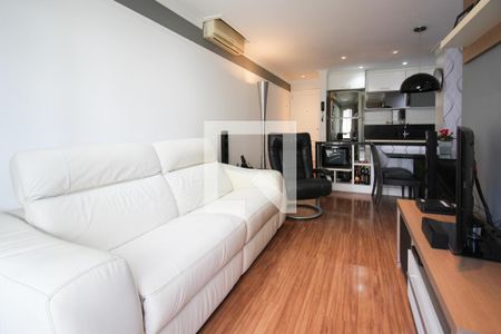 Sala de apartamento à venda com 2 quartos, 60m² em Vila Nova Conceição, São Paulo