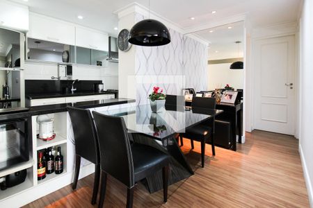 Sala de apartamento à venda com 2 quartos, 60m² em Vila Nova Conceição, São Paulo