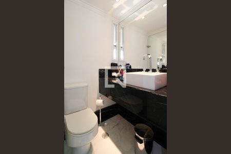 Lavabo de apartamento à venda com 2 quartos, 60m² em Vila Nova Conceição, São Paulo