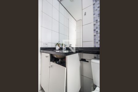 Apartamento para alugar com 72m², 2 quartos e 2 vagas Apartamento para alugar com 72m², 2 quartos e 2 vagasBanheiro da Suíte