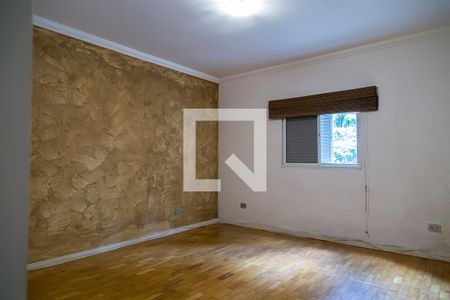 Casa à venda com 300m², 3 quartos e 5 vagasSuíte