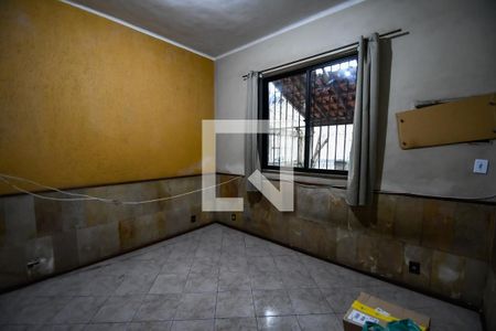 Quarto 2 de casa para alugar com 2 quartos, 166m² em Madureira, Rio de Janeiro