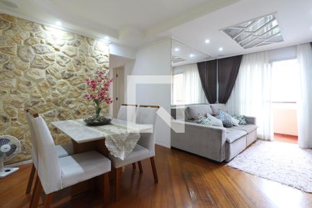 Sala de apartamento à venda com 3 quartos, 65m² em Vila Camilópolis, Santo André