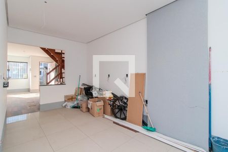 Casa à venda com 77m², 2 quartos e 1 vagaCozinha e Área de Serviço