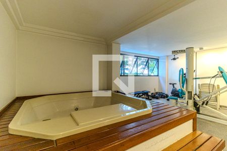 Apartamento para alugar com 245m², 4 quartos e 3 vagasJacuzzi
