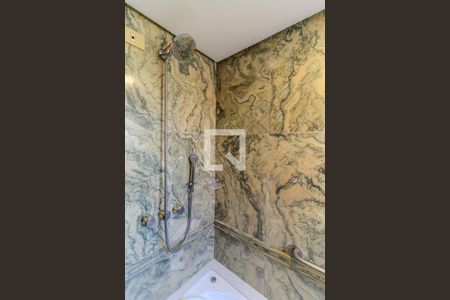 Apartamento para alugar com 245m², 4 quartos e 3 vagasBanheiro da Suíte 3