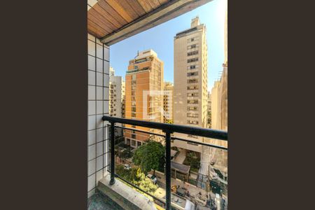 Apartamento para alugar com 245m², 4 quartos e 3 vagasSacada