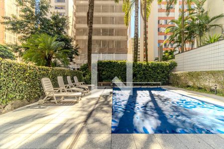 Apartamento para alugar com 245m², 4 quartos e 3 vagasPiscina