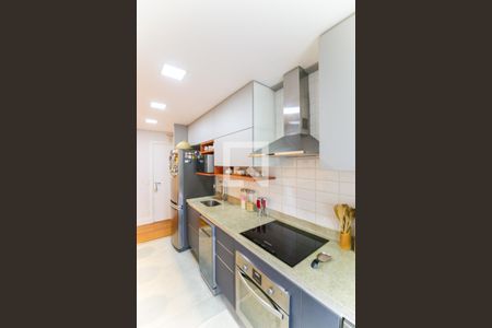 Apartamento para alugar com 96m², 2 quartos e 2 vagasCozinha