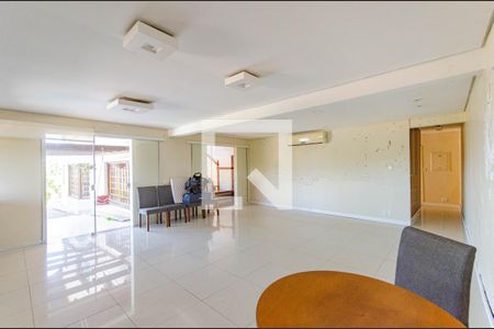 Sala 2 de casa à venda com 3 quartos, 249m² em Vila Nova, Porto Alegre